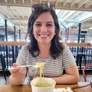 Meet your Posher, Holly